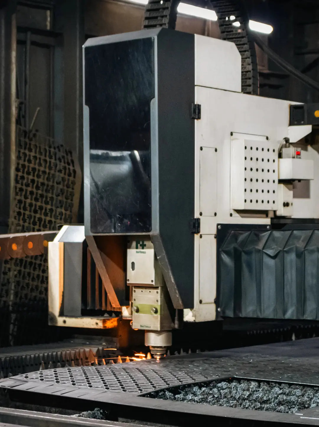 Streamlined Batch Engraving with Dual Laser Technology